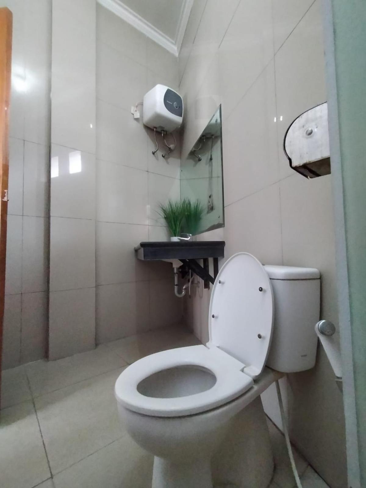 Hotel Asri Baru Purwokerto Exterior foto
